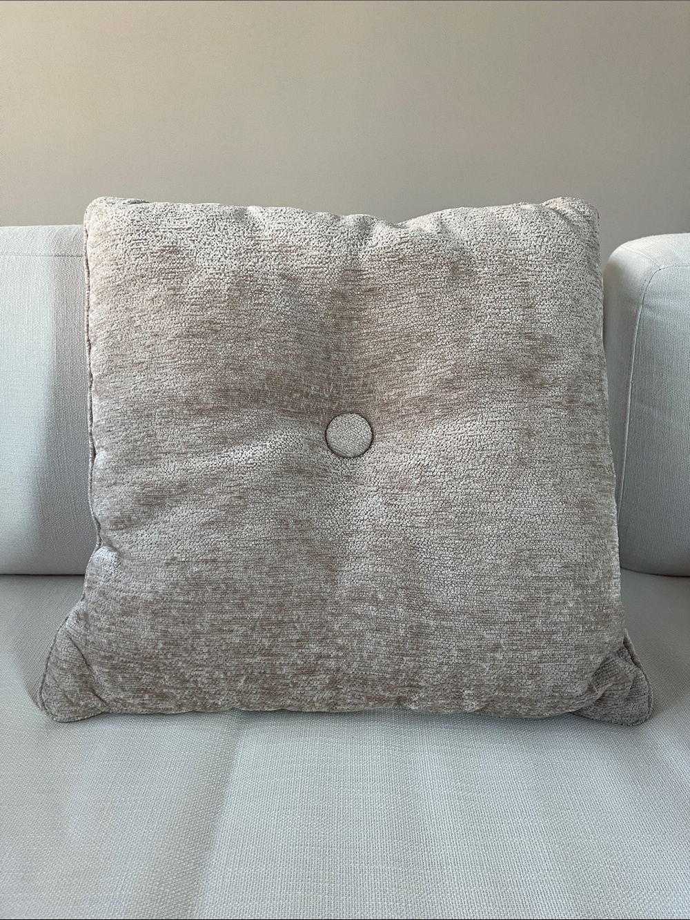 Button-Tufted Decorative Throw Pillow in Light Beige